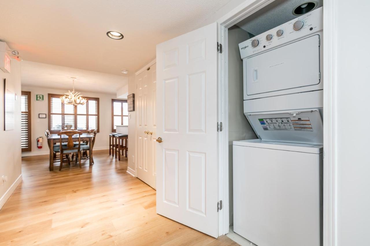 Stunning Townhouse - 3 Bdrm Blue Mountain Village Sauna! ブルー・マウンテンズ エクステリア 写真
