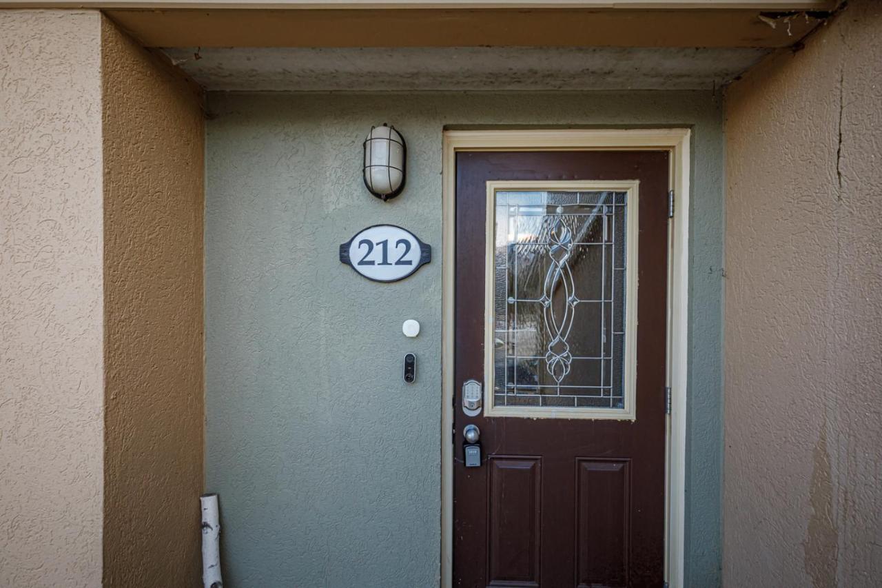 Stunning Townhouse - 3 Bdrm Blue Mountain Village Sauna! ブルー・マウンテンズ エクステリア 写真
